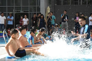 Hơn 300 gia đình tham gia ngày hội thể thao