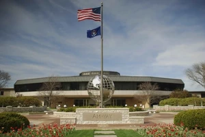 Amway: dẫn đầu ngành bán hàng trực tiếp thế giới