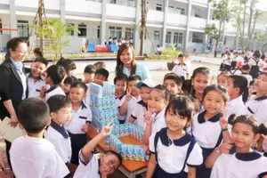 'Giáo dục dinh dưỡng, phát triển thể lực' cho 10.000 em