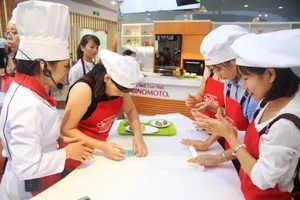 Người trẻ Hà Nội đổ xô đi học nấu ăn