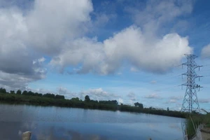  Thay cách điện Composite 220 kV Cà Mau - Bạc Liêu