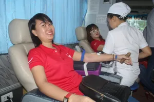 Nhân viên Home Credit tích cực hiến máu nhân đạo