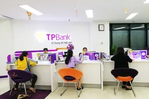 Có tiền trong túi, nên mua ô tô hay gửi tiết kiệm?