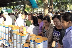 Vinamilk tiếp tục hành trình chăm sóc người cao tuổi