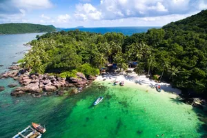 Chiêm ngưỡng Nam Phú Quốc đẹp lộng lẫy từ trên cao