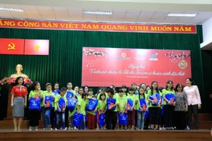 Vietbank và Bệnh viện CIH chăm lo Tết cho trẻ em nghèo 
