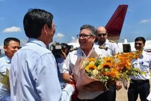 Cảng hàng không Vân Đồn: Thành công chuyến bay đầu tiên