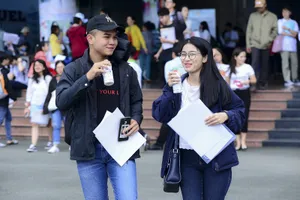 Sữa trái cây đào miếng khuấy đảo giới trẻ Sài thành