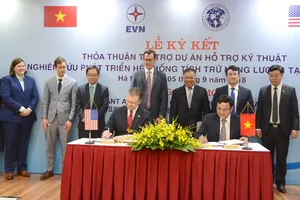 EVN và Mỹ hợp tác nghiên cứu hệ thống tích trữ năng lượng