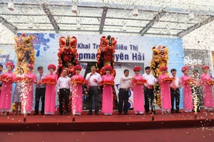 Khai trương Co.opmart Duyên Hải