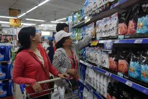 5.000 đồng mua được 6 gói sữa tiệt trùng tại Co.opmart