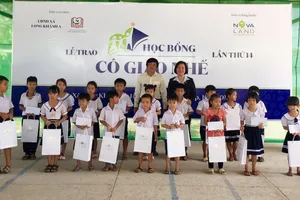 Học bổng Cô Giáo Nhế - 14 năm nâng bước em đến trường