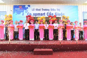 Liên tiếp khai trương 3 siêu thị Co.opmart