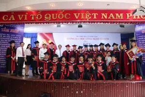 ĐH Công nghệ Sài Gòn trao bằng thạc sĩ khóa đầu tiên 