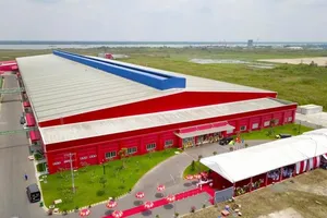 Câu chuyện phía sau chai nước 10.000 đồng của Tân Hiệp Phát 