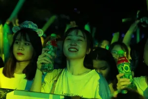 Millennials và Gen Z giải nhiệt ngày nắng nóng