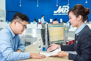 MB 25 năm đồng hành 'Miễn phí – Nhận quà – Trúng nhà tiền tỷ'