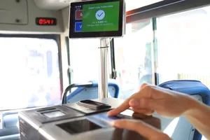 Người dùng nói gì về thẻ xe buýt thông minh Vietbank?
