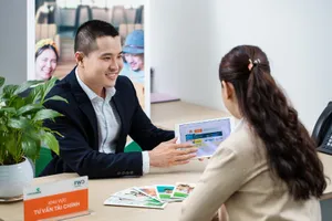 Vietcombank và FWD triển khai phân phối bảo hiểm qua ngân hàng