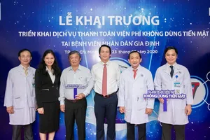 BV Nhân dân Gia Định thanh toán viện phí không dùng tiền mặt