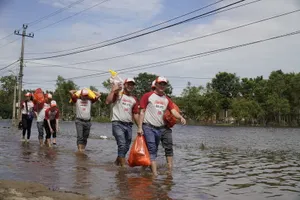 HEINEKEN Việt Nam cùng miền Trung vượt qua khó khăn