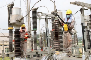 EVNNPC chuyển đổi số hơn 4,3 triệu hợp đồng mua bán điện