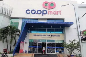 Đảm bảo an toàn để Co.opmart Cà Mau hoạt động trở lại