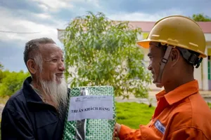 EVNCPC: 'Khách hàng là trung tâm'