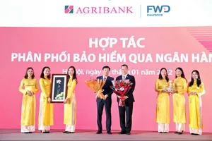 Agribank và FWD Việt Nam hợp tác phân phối bảo hiểm qua ngân hàng ​