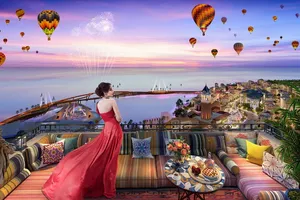 The Sky: tòa tháp độc tôn ở Thị trấn Địa Trung Hải