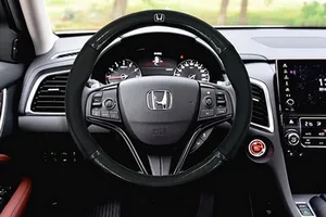 Bọc vô lăng da và những lưu ý quan trọng người chơi xe nên biết