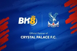 Crystal Palace - Huddersfield Town và Burnley F.C công bố đối tác mùa giải 2022 - 2023