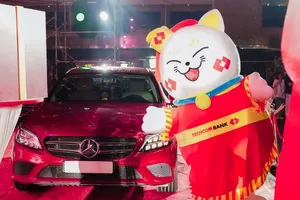 Techcombank ‘chơi lớn’ tri ân khách hàng hàng trăm nghìn quà tặng ‘Mèo Đại Cát’ trị giá đến 100 tỷ đồng
