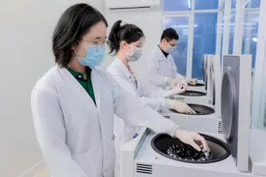 Phòng lab và hệ sinh thái Gene Solutions hiện đại.