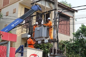 Quảng Bình: Kêu gọi người dân tiết kiệm điện trong mùa nắng nóng