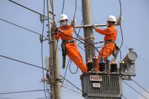 Kiểm điểm 161 cá nhân liên quan đến thiếu điện cao điểm hè vừa qua 