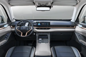 Bắt gặp mẫu SUV lạ trên đường phố Hà Nội