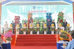 Mô hình Happy School năm học đầu tiên