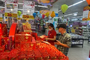Bánh trung thu 'chân tình' hút khách trước thềm trung thu