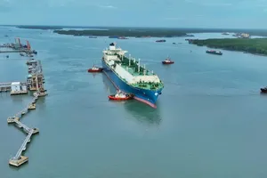 Hướng tới thời điểm khánh thành kho cảng LNG đầu tiên và lớn nhất Việt Nam