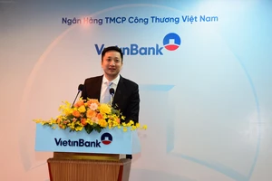 VietinBank trao thưởng 02 tỷ đồng cho khách hàng