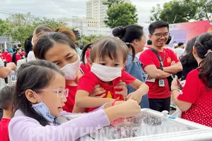 Đi bộ từ thiện Đinh Thiện Lý lần thứ 19 – 2024: Những bước chân chia sẻ