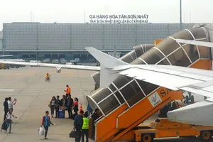 Sân bay Tân Sơn Nhất mất điện 3 phút do máy phát hư