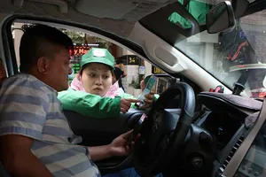 Đề xuất phạt nguội mức tối đa việc 'trốn' phí đỗ xe ô tô 