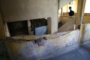 Số phận 15 chung cư chờ sập ở TP.HCM 