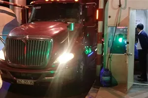 Ngày đầu thu phí toàn tuyến cao tốc Đà Nẵng - Quảng Ngãi