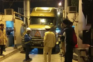 Đề nghị xử lý vụ gây rối ở trạm thu phí đường cao tốc 