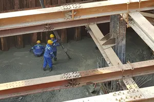 Cận cảnh thi công dự án chống ngập 10.000 tỉ dưới đáy sông