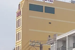 Hạn chế thi công ca đêm, tạm dừng hoạt động không cấp bách 