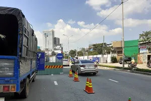Dự án nâng cấp đường Nguyễn Hữu Cảnh đang triển khai rất chậm